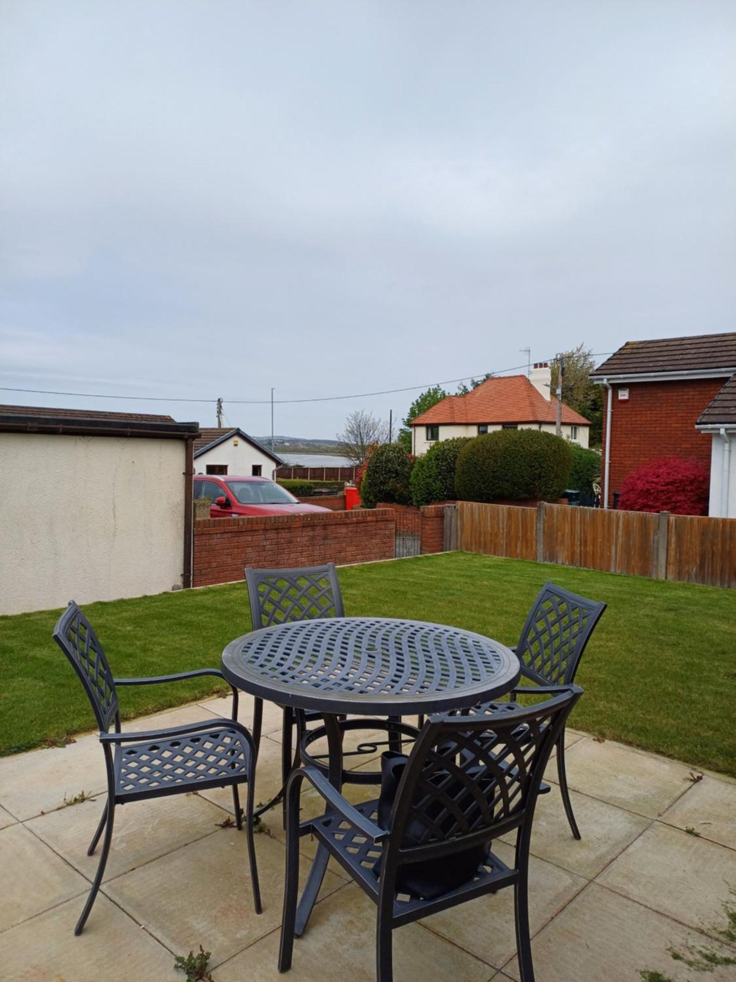 3-Bed Bungalow Near Conwy Valley Close To Castle Colwyn Bay Exterior foto